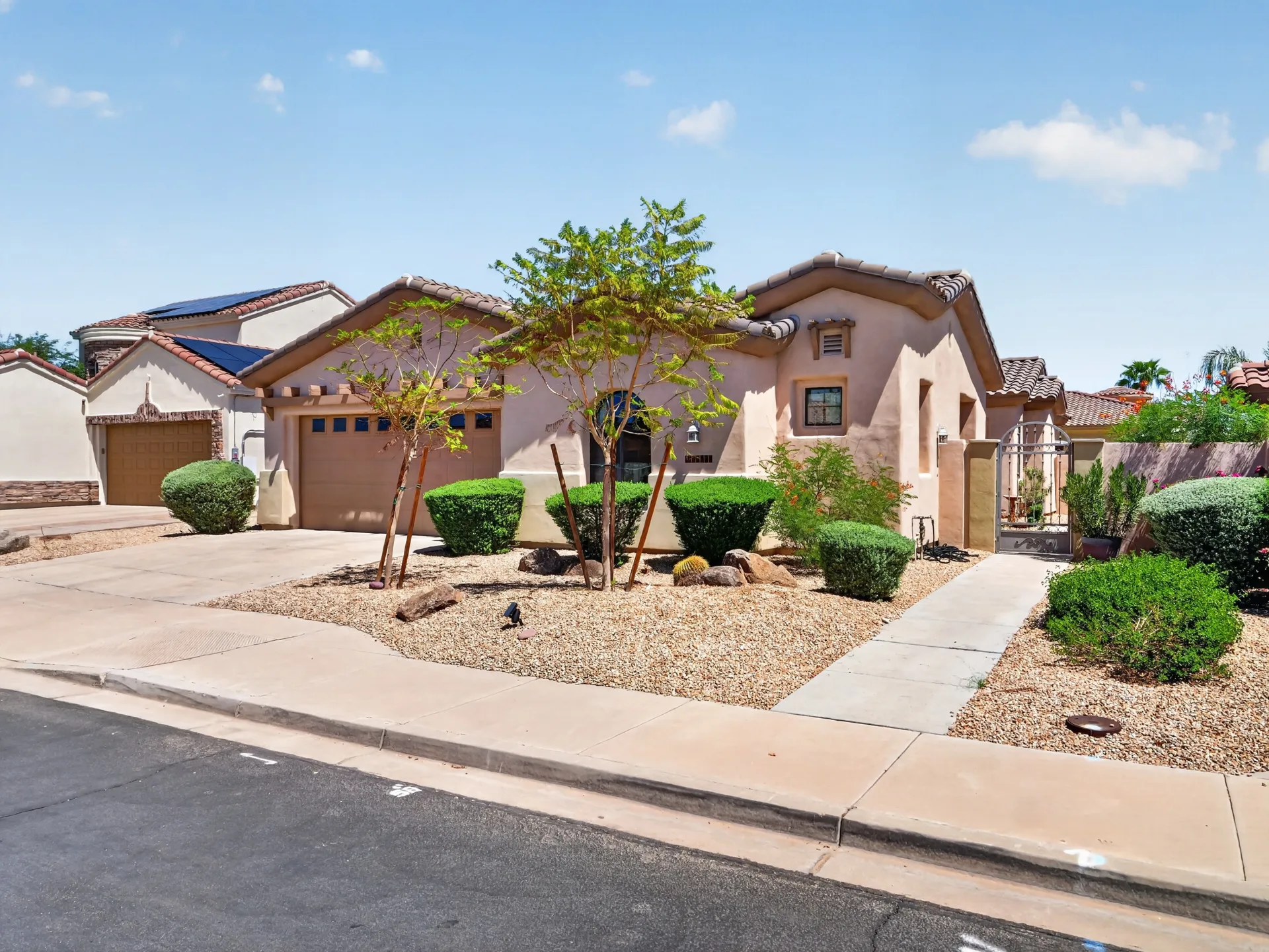 Suburban front elevation, daytime vs twilight — before